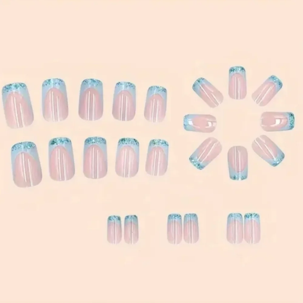 24 Pieces Fake Press On Nails French Design